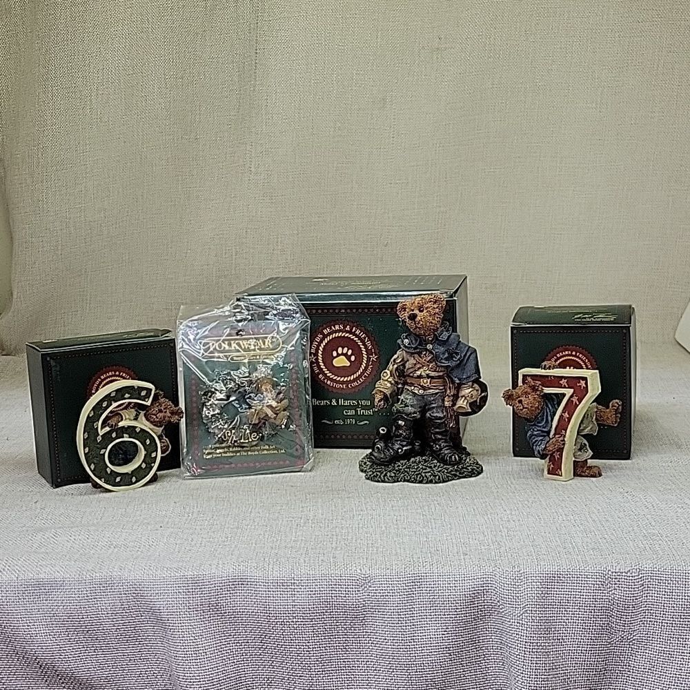 Boyd's Bears figures, Stonewall‎ The Rebel, #6 and #7 Birthday bears